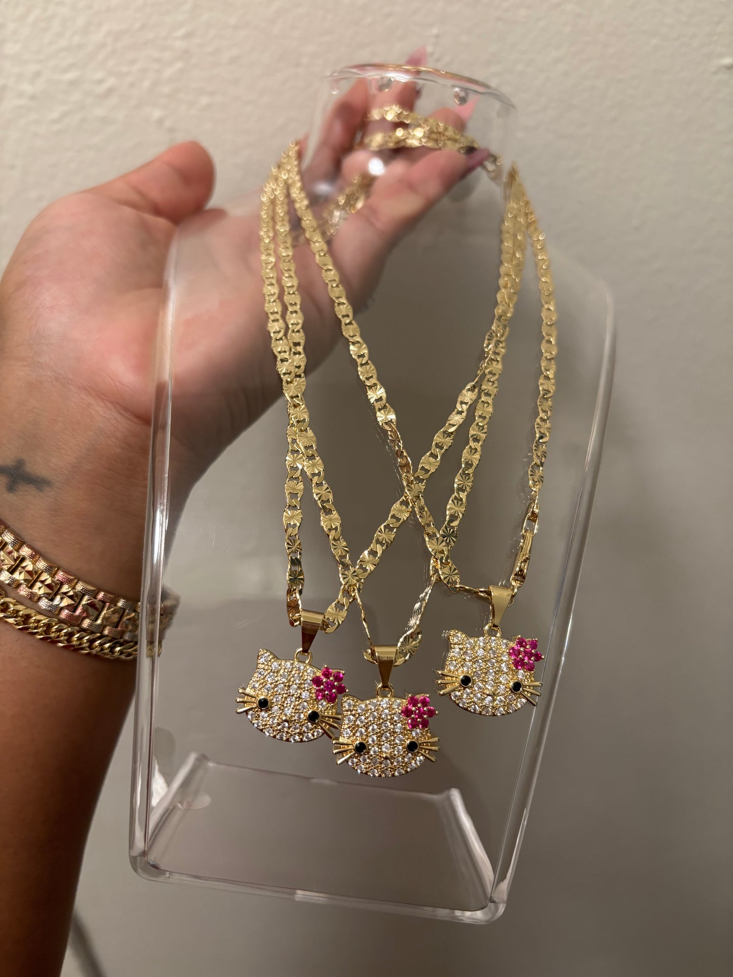 Hello kitty Necklace🛍️