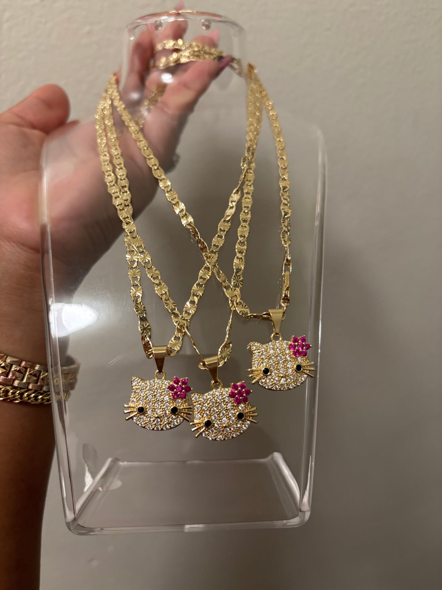 Hello kitty Necklace🛍️