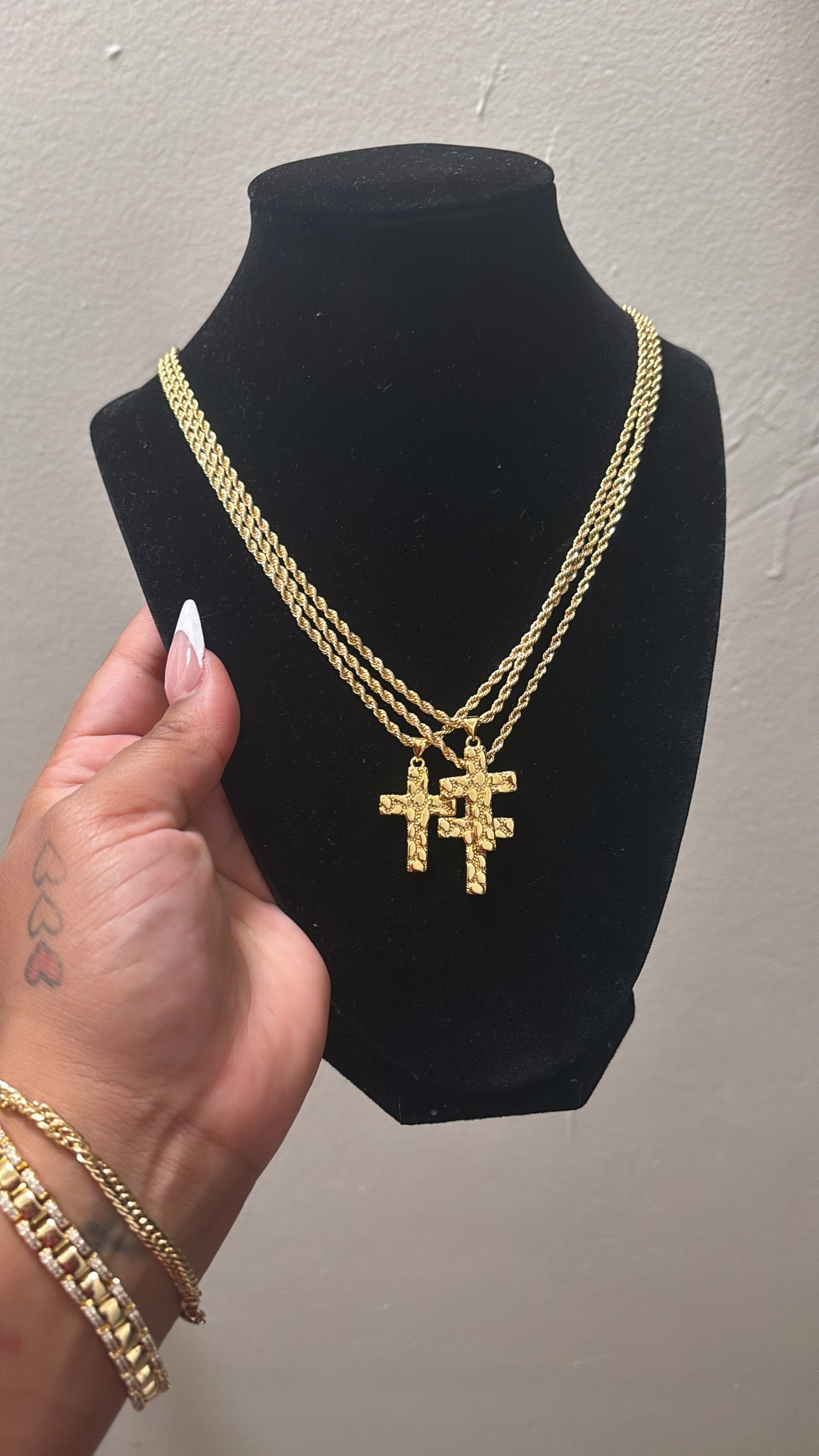 Cross Nugg