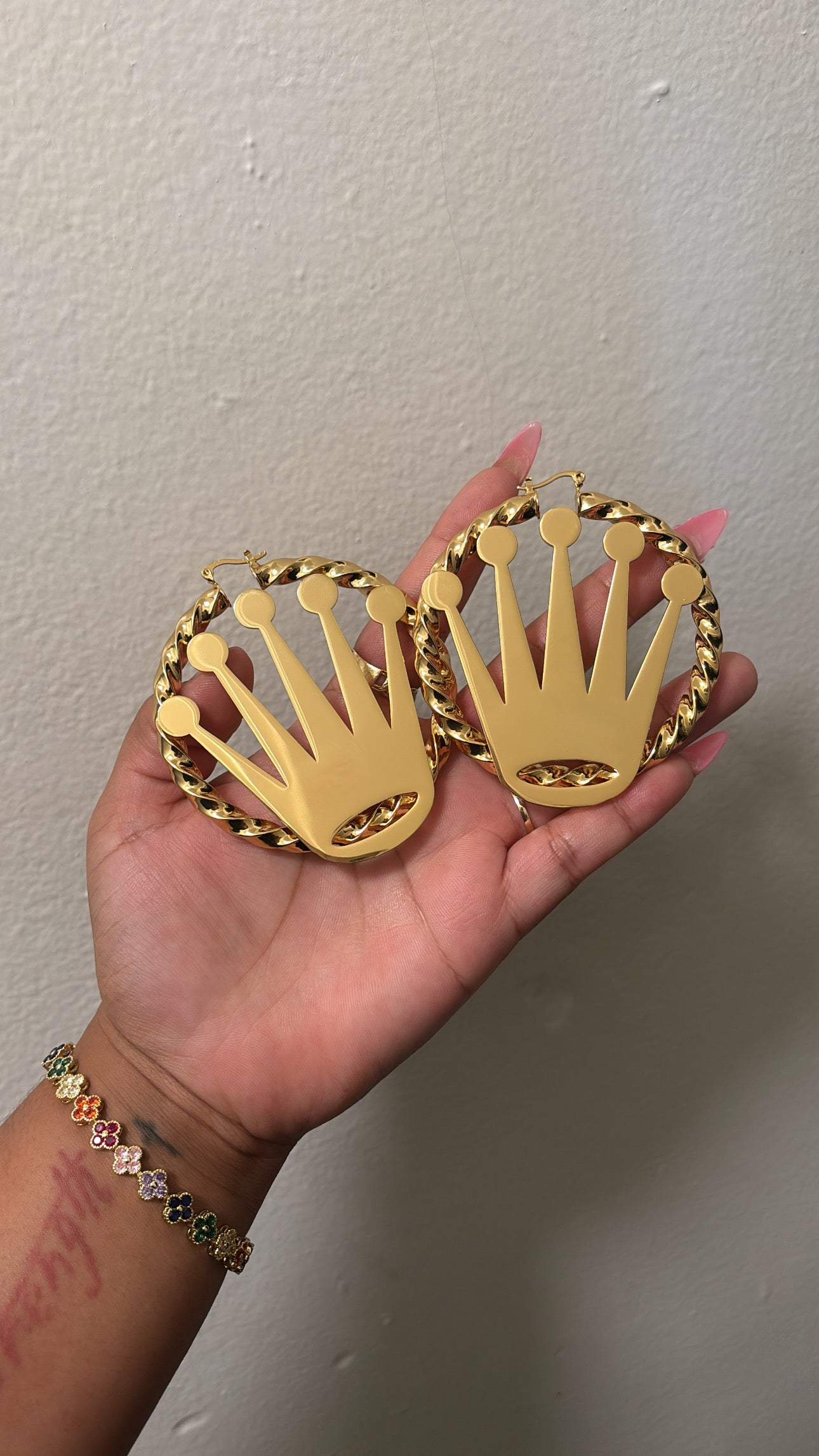 Queen Energy Hoops