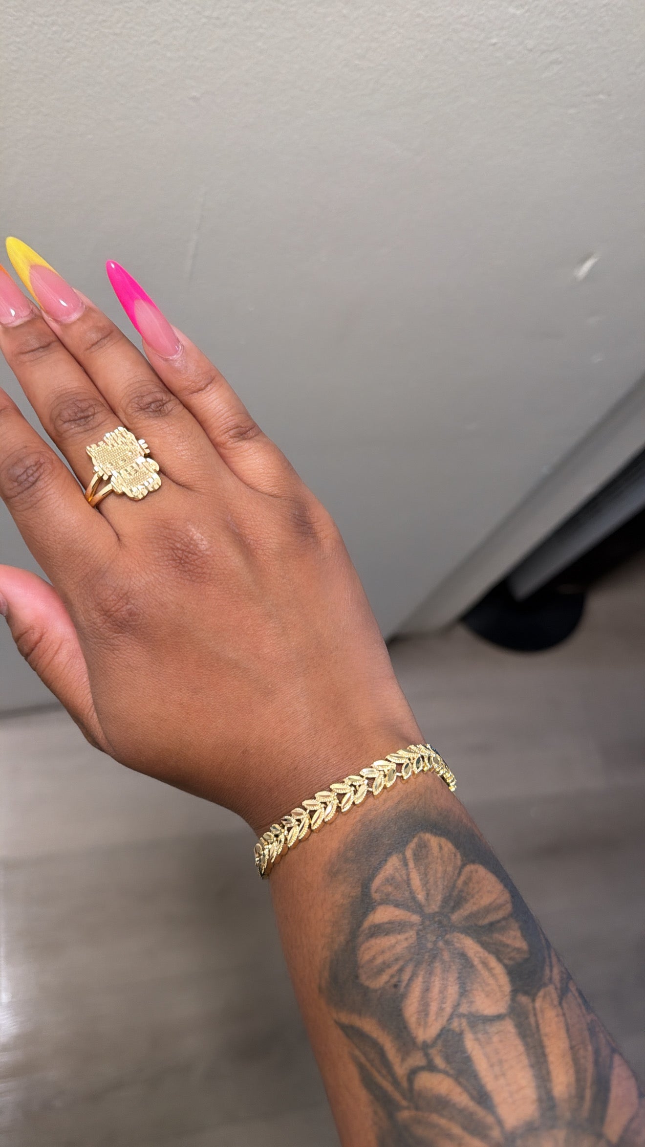 Baddie Leaf Bracelet