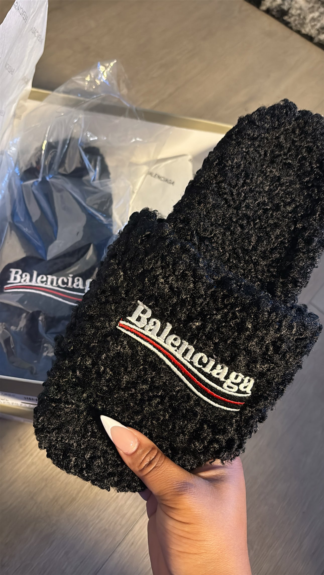 Balenci Slides