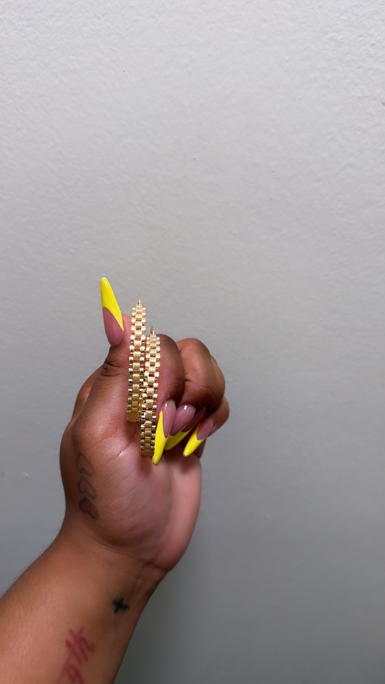 Circle Rollie Hoops