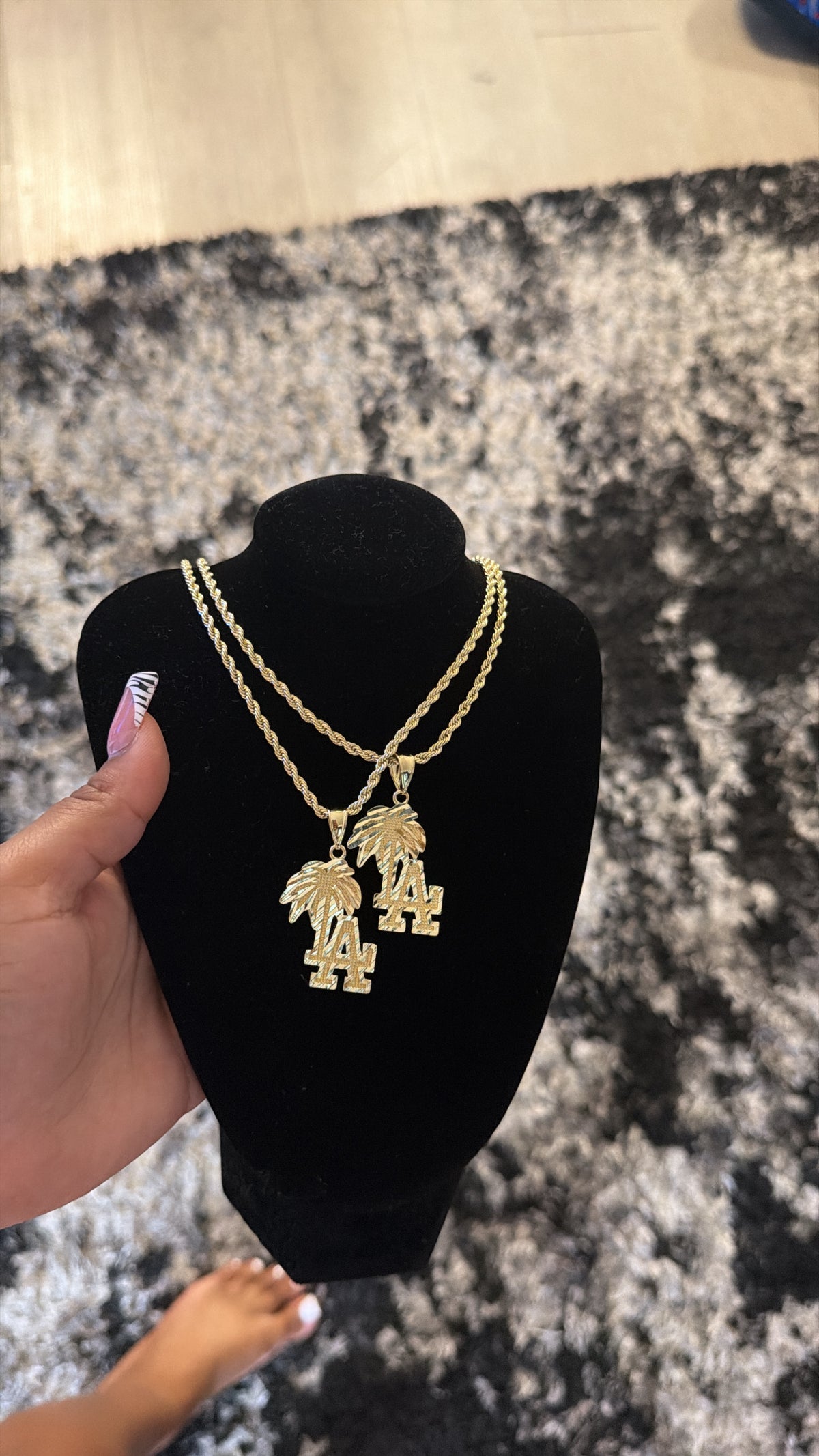 La Palm Necklace
